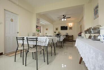 Hotel A.e. Richy Home