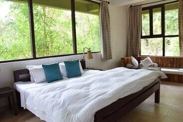 בית מלון כפרי Asteya Kanha