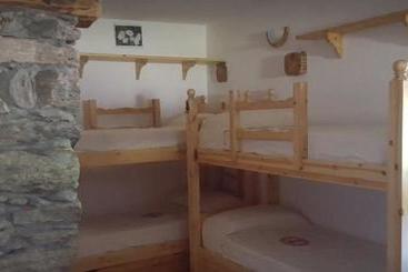 Lavese  Ostello Con Ristoro