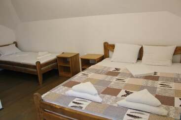 펜션 Cerdacul Cu Stuf