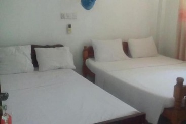 ペンション Whitehouse