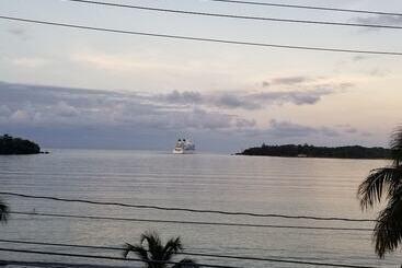 پانسیون Inn The Town