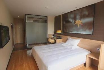 هتل 7days Inn Zhangjiakou Chongli Yuxing Road