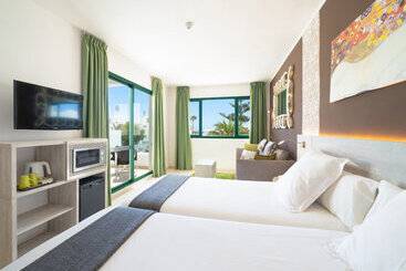 Apartamentos Galeon Playa