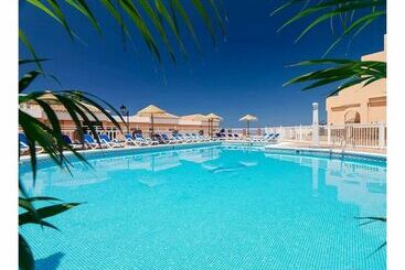 Paradise Court Apart