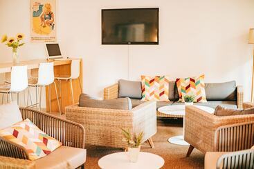 호텔 4u Miranda - Adults Only