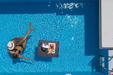 Alexander Beach Hotel & Village Resort