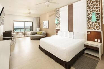 فندق El Dorado Seaside Suites Catamarán, Cenote & More Inclusive