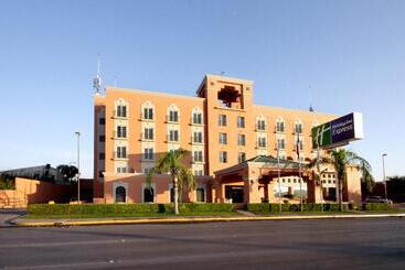 בית מלון כפרי Holiday Inn Express Torreon, An Ihg