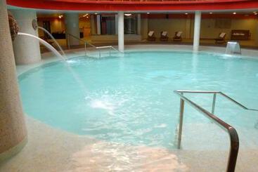 בית מלון כפרי Holiday Premium Resort