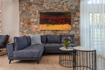 هتل Kassandra Bay Resort, Suites & Spa