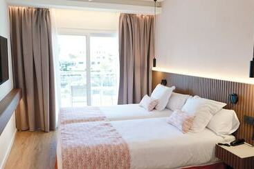 Отель Seth Port Ciutadella