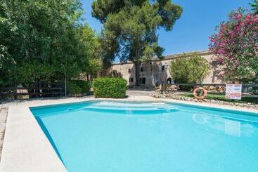 田舎風ホテル Petit Rural Son Jorda