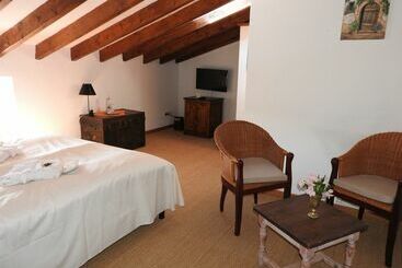 Hotel Rural Son Xotano