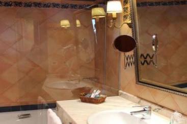 Hotel Rural Valonsadero