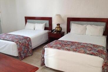 酒店 Suites Costa Cancun