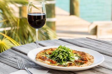 فندق Fairfield By Marriott Inn & Suites Marathon Florida Keys