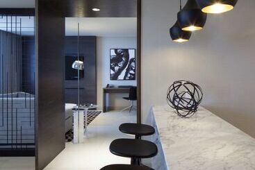 هتل Hyatt Regency Los Angeles International Airport