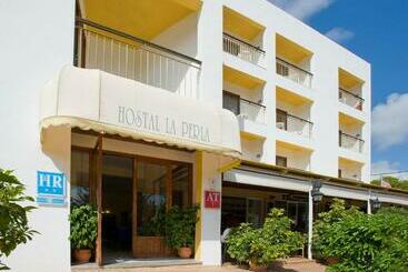 בית מלון כפרי Hostal La Perla