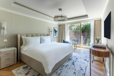 ホテル Rixos Premium Belek, The Land of Legends Access