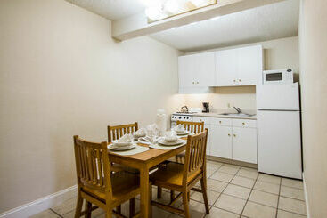 هتل Main Gate Kissimmee Formally Road Way Inn