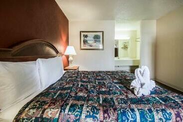 هتل Main Gate Kissimmee Formally Road Way Inn