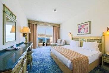 فندق Salmakis Resort & Spa