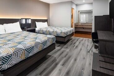 Motel 6anaheim, Ca Convention Center