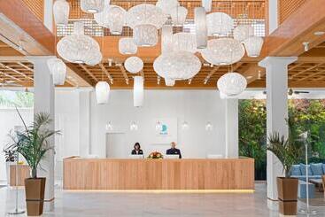 استراحتگاه Alua Suites Fuerteventura  All Inclusive