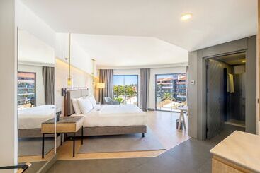 Doubletree By Hilton Antalya Kemer All Inclusive Resort