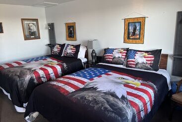 Eagle View Motel & Retreat