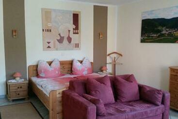 ホテル Ferienwohnung Pollig