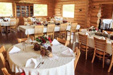 酒店 Majestic Valley Wilderness Lodge