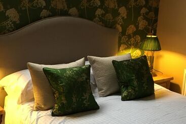 The Who'd Have Thought It Inn