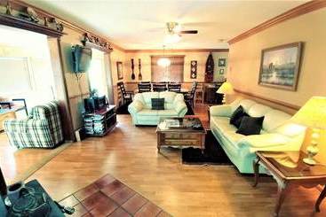 A_lazy_river_cabin
