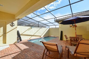 קוטג'' Windsor5 Bed Townhouse W/splashpool3804ww