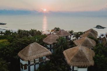 هتل Akkuun Tulum Adults Only
