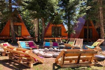 Hotel Bude Mestia Cottages