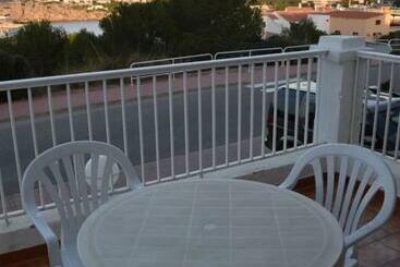 Apartamentos Castell Sol