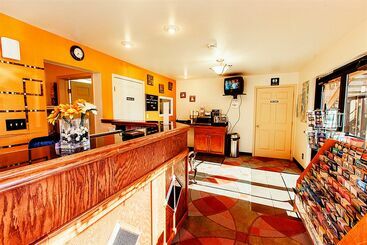 酒店 Americas Best Value Airport Inn
