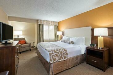 هتل Crowne Plaza Dallas Near Galleriaaddison, An Ihg