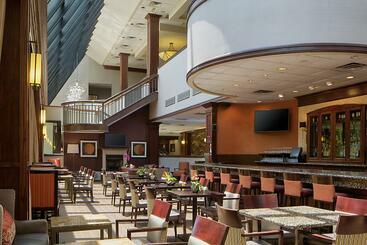 هتل Crowne Plaza Dallas Near Galleriaaddison, An Ihg