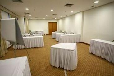 Hotel Astron Saint Charbel