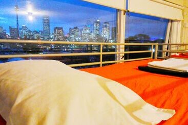Asylum Sydney Backpackers Hostel