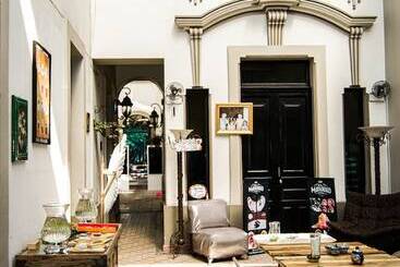 تختخواب و صبحانه La Casa De Garces