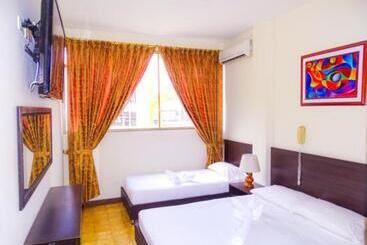 هتل San Nicolás Plaza