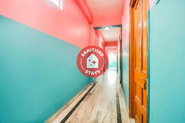 בית מלון כפרי Spot On 35855  Roshan