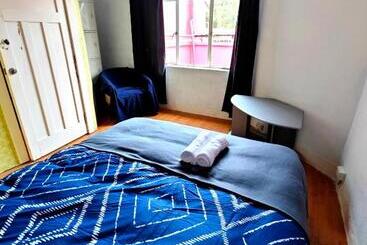 هاستل Frienz Backpacker