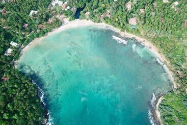 Bed and Breakfast Sea Port Hiriketiya