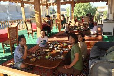 Khiva Alibek B&b & Travel